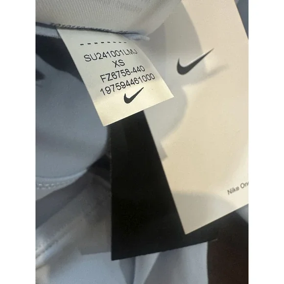 NWT Nike One Dri-FIT High Waist 8" Biker Shorts Blue FZ6758-440 Women's Size XS - Picture 9 of 16